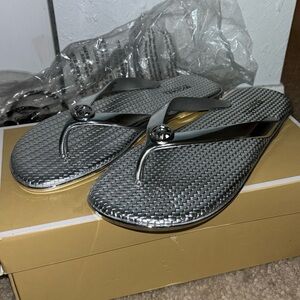 Micheal Kors Jelly Flip Flop